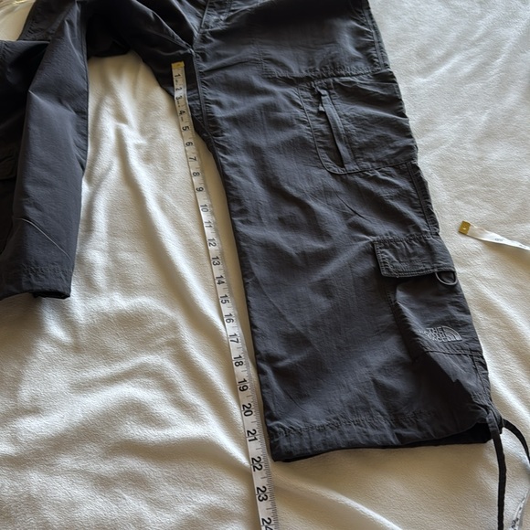 The North Face outdoor capri pants - Picture 13 of 14